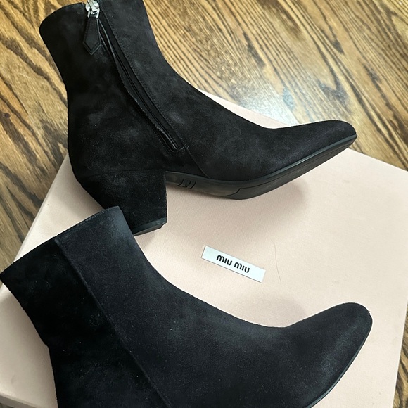 Miu miu black suede ankle booties - Picture 7 of 8